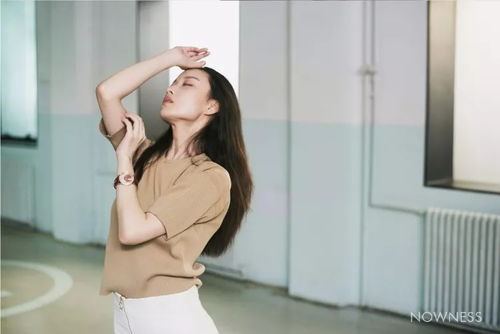 與倪妮共舞秋日時(shí)尚 以毛衫為伴，優(yōu)雅迎接九月