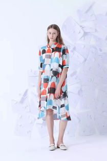 橘澀女裝 今夏必備，讓你在人群中脫穎而出